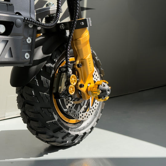 Support de montage sur poteau adapté aux scooters à double tige